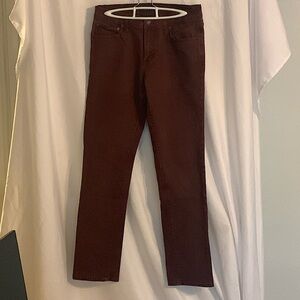 Men’s Aéropostale slim straight burgundy jeans.